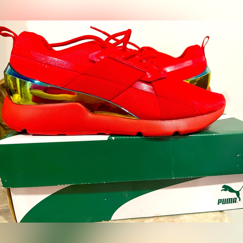 Puma sneakers! brand new! Women 8.5